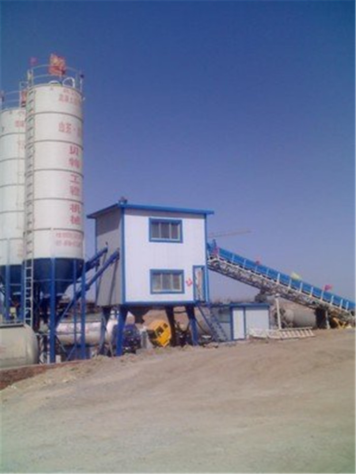 1551945715875911.jpg 二灰穩(wěn)定碎石2.jpg